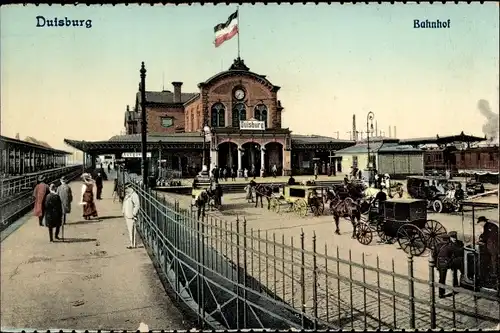 Ak Duisburg im Ruhrgebiet, Bahnhof, Straßenseite, Pferdekutschen