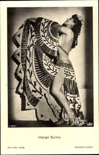 Ak Schauspielerin Margit Symo, Portrait, bauchfrei, Kleid mit Schlitz