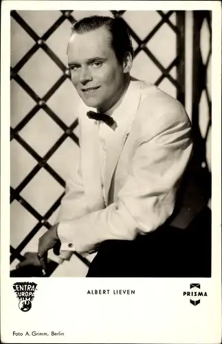 Ak Schauspieler Albert Lieven, Portrait, Film Die Rose von Stambul