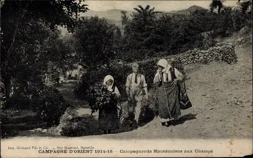 Ak Campagne d'Orient 1914-1918, Campagnards Macedoniens aux Champs