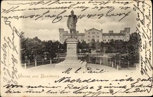Ak Bernburg an der Saale, Carlaplatz, Bismarckdenkmal