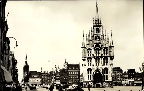 Ak Gouda Südholland Niederlande, Markt met Stadhuis