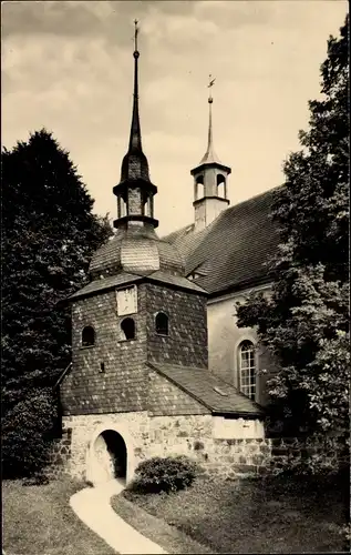 Ak Lawalde in der Oberlausitz, Partie an der Kirche