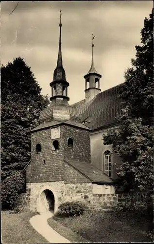 Ak Lawalde in der Oberlausitz, Partie an der Kirche