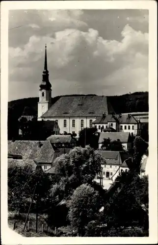 Ak Cunewalde im Kreis Bautzen, Blick auf die Kirche, Wohnhäuser