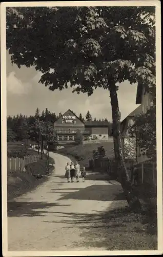 Foto Ak Auerbach im Vogtland, Straßenansicht, Gruppenfoto