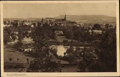 Ak Dippoldiswalde im Erzgebirge, Teilansicht mit See