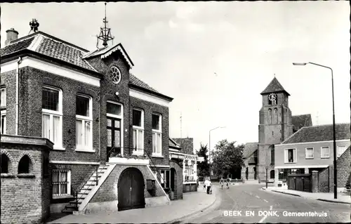 Ak Beek en Donk Nordbrabant Niederlande, Gemeentehuis