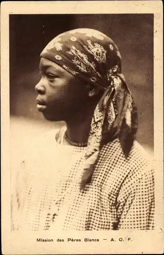 Ak Afrique occidentale francaise, Mission des Pères Blancs, Portrait einer jungen Frau, Kopftuch