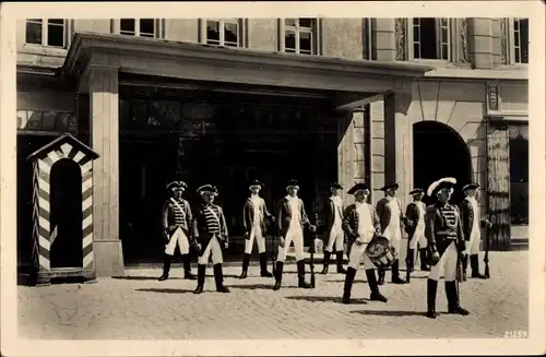 Ak Bautzen in der Lausitz, Jahrhundertfeier 1933, Stadtwache, Uniform um 1750, Trommel, Wachhaus