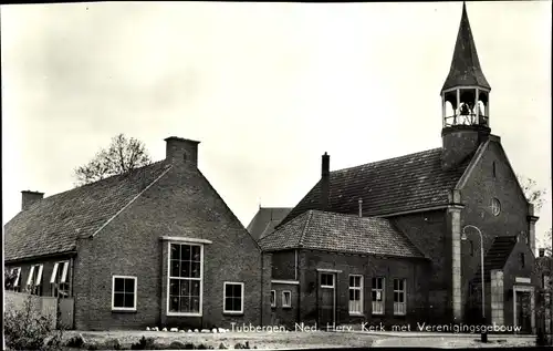 Ak Tubbergen Overijssel, Ned. Herv. Kerk met Verenigingsgebouw