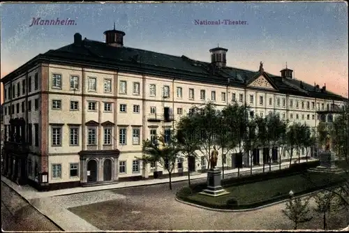 Ak Mannheim in Baden, National-Theater