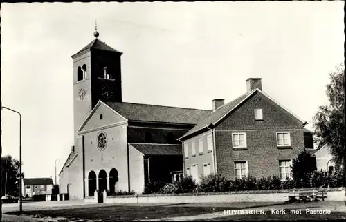 Ak Huijbergen Huybergen Woensdrecht Nordbrabant Niederlande, Kerk met Pastorie