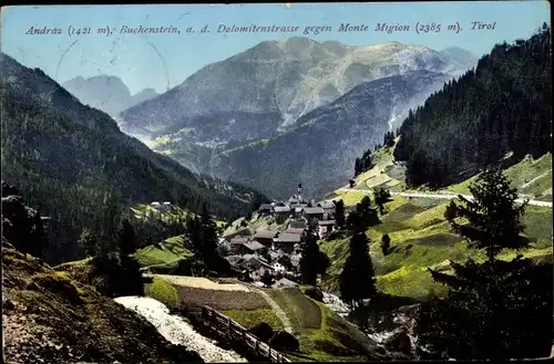 Ak Andraz Buchenstein Veneto, Dolomitenstraße gegen Monte Migion, Ortschaft mit Landschaftsblick
