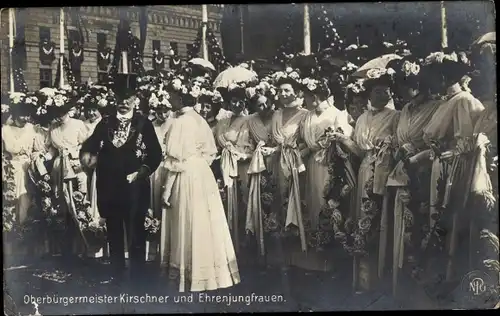 Ak Berlin, Oberbürgermeister Martin Kirschner mit Ehrenjungfrauen