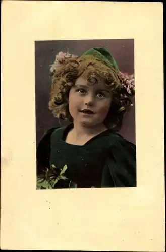 Ak Kinderportrait, Mädchen mit Mütze