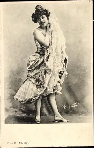 Ak Portrait einer Frau, Tänzerin