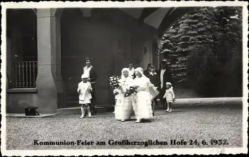 Foto Ak Luxemburg, Kommunion Feier am Großherzoglichen Hofe 1932