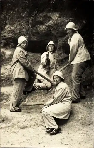 Foto Ak Valkenburg Limburg Niederlande, Steinkohlenbergbau, Frauen