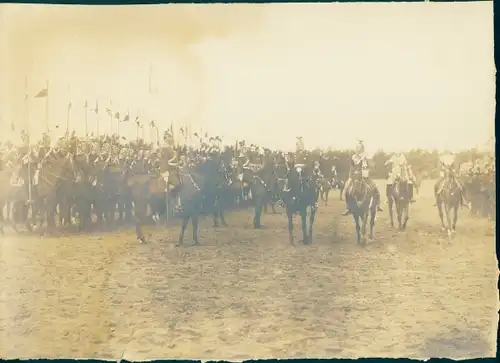 Foto Kaiser Wilhelm I. von Preußen, Deutsche Soldaten in Uniformen, Reiter, um 1870