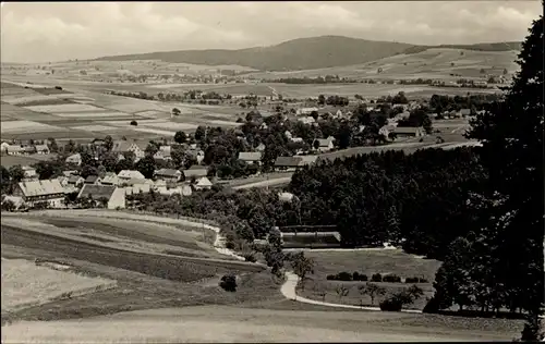 Ak Polenz Neustadt in Sachsen, Gesamtansicht der Ortschaft mit Landschaft