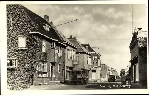Ak Sliedrecht Südholland Niederlande, Dijk bij Oosterbrug, Straßenpartie