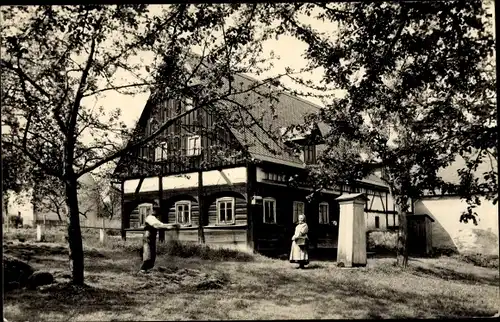 Ak Cunewalde in der Lausitz, Altes Lausitzer Weberhaus, Umgebindehaus