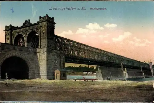 Ak Ludwigshafen am Rhein, Rheinbrücke