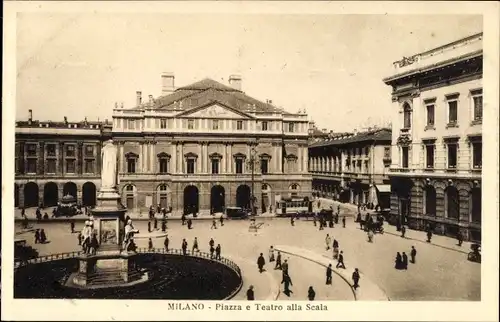 Ak Milano Mailand Lombardia, Piazza e Teatro alla Scala