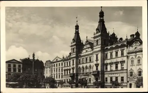 Ak Pardubice Pardubitz Stadt, Pernstynovo namesti, Radnice