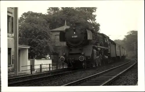 Foto Ak Deutsche Eisenbahn, Dampflok 01 099