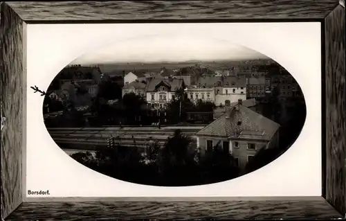 Präge Passepartout Ak Borsdorf in Sachsen, Blick auf den Ort, Bahnhof, Gleisseite