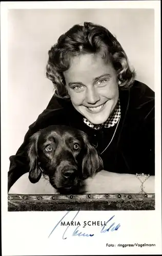 Ak Schauspielerin Maria Schell, Portrait, Autogramm, Hund