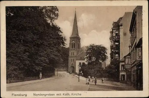 Ak Flensburg in Schleswig Holstein, Nordergraben mit kath. Kirche