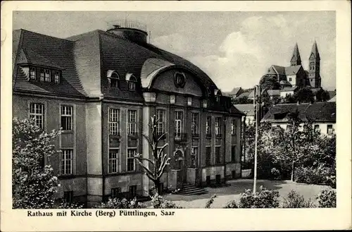 Ak Püttlingen im Saarland, Seitenblick auf das Rathaus mit Kirche