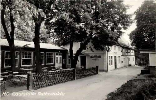 Ak Rathewalde Hohnstein in der Sächsischen Schweiz, HO Gaststätte, Außenansicht