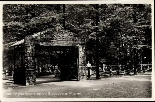 Ak Rhenen Utrecht, Grebbe, Militaire Begraafplaats, Grebbeberg