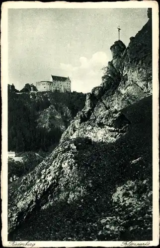 Ak Riedenburg in Niederbayern, Felsenpartie, Gipfelkreuz