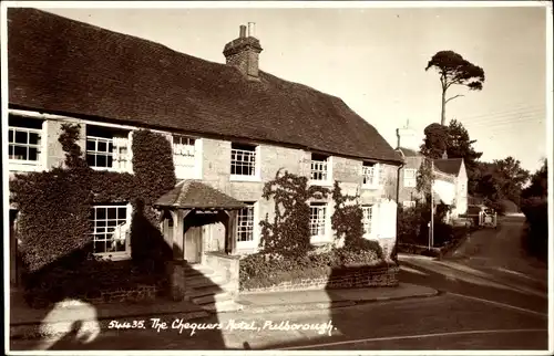 Ak Pulborough West Sussex England, The Chequers Hotel