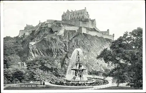 Ak Edinburgh Schottland, Castle and Ross Fountain
