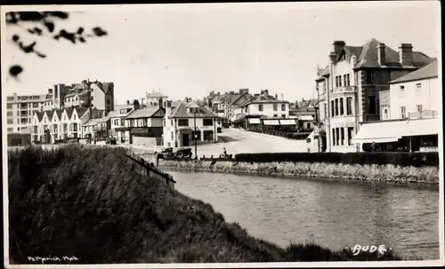 Ak Bude Cornwall England, Blick auf den Ort, Häuser, Fluss