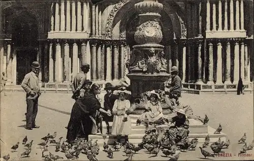 Ak Venezia Venedig Veneto, Piccioni, Kinder füttern Tauben, Portal