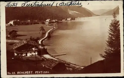 Ak Pertisau Eben am Achensee in Tirol, Teilansicht vom See, Häuser