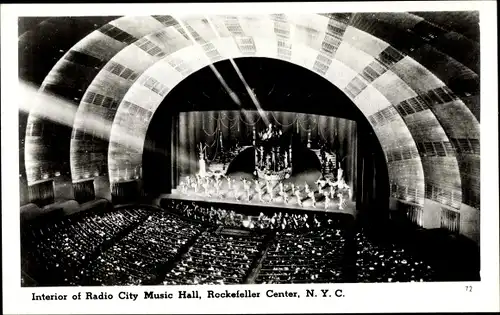 Ak New York City USA, Rockefeller Center, Radio City Music Hall, Orchestra