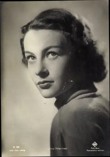 Ak Schauspielerin Ilse Werner, Portrait, Ufa Film, Film Foto Verlag G 106