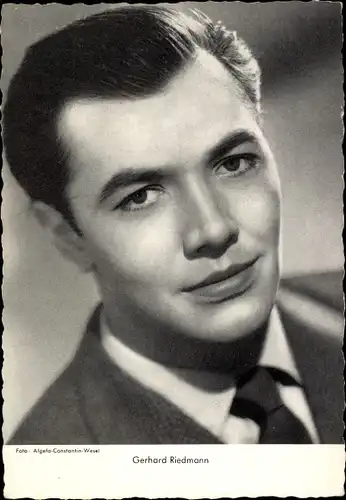 Ak Schauspieler Gerhard Riedmann, Portrait