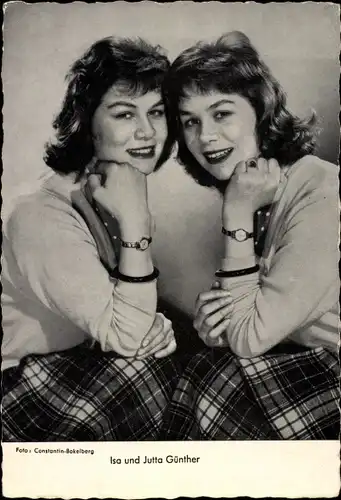 Ak Schauspielerinnen Isa und Jutta Günther, Portrait