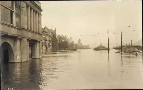 Foto Ak Koblenz in Rheinland Pfalz, Hochwasser 1920, Straßenpartie, Hotel Riesen Fürstenhof