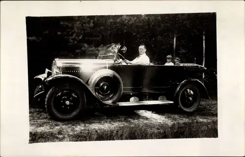 Foto Ak Auto, Viersitzer Opel, Kinder
