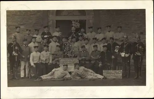 Foto Ak Darmstadt in Hessen, Deutsche Soldaten in Uniform, Gruppenbild 1912